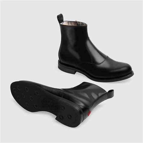 black gucci boots men.